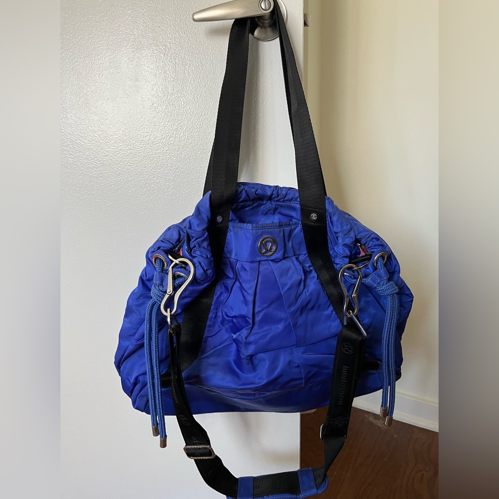 Lululemon gym bag